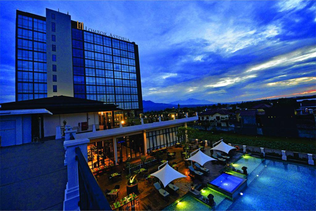 Lombok Astoria Hotel Mataram Exteriör bild