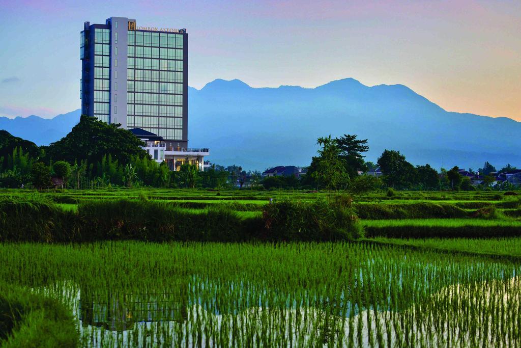Lombok Astoria Hotel Mataram Exteriör bild